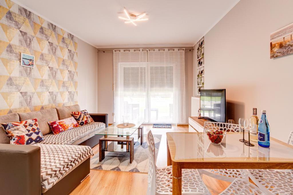 Apartament Morski Zakatek Pobierowo Esterno foto